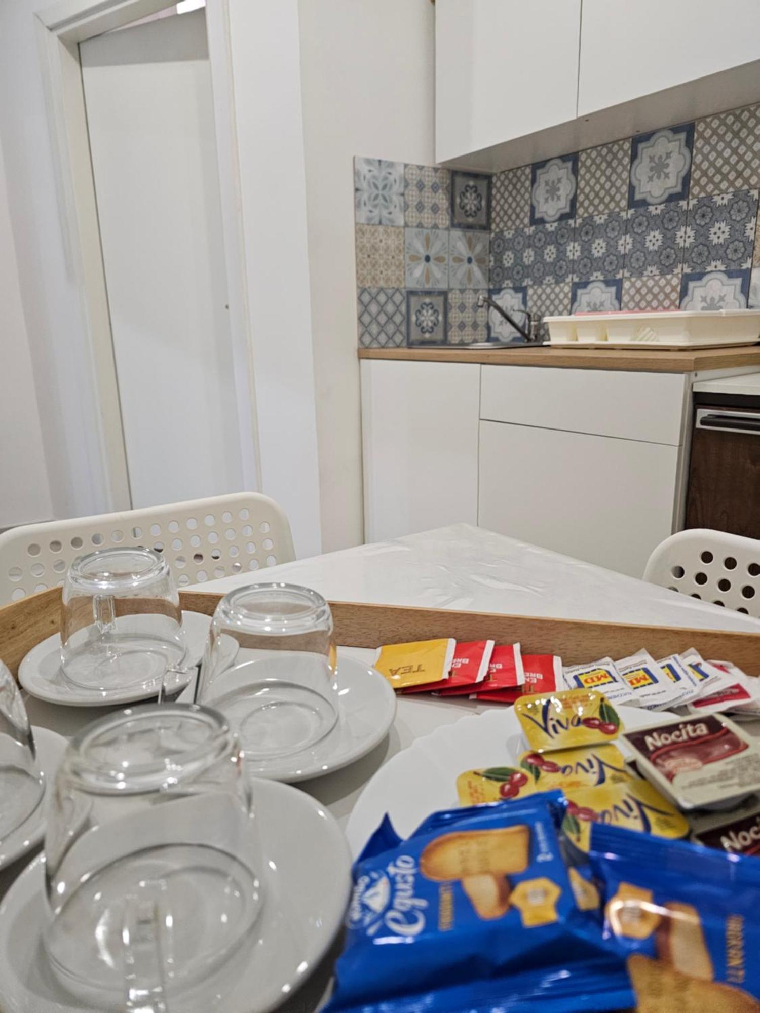 B&B Napoli Centrale Room&Jacuzzi エクステリア 写真